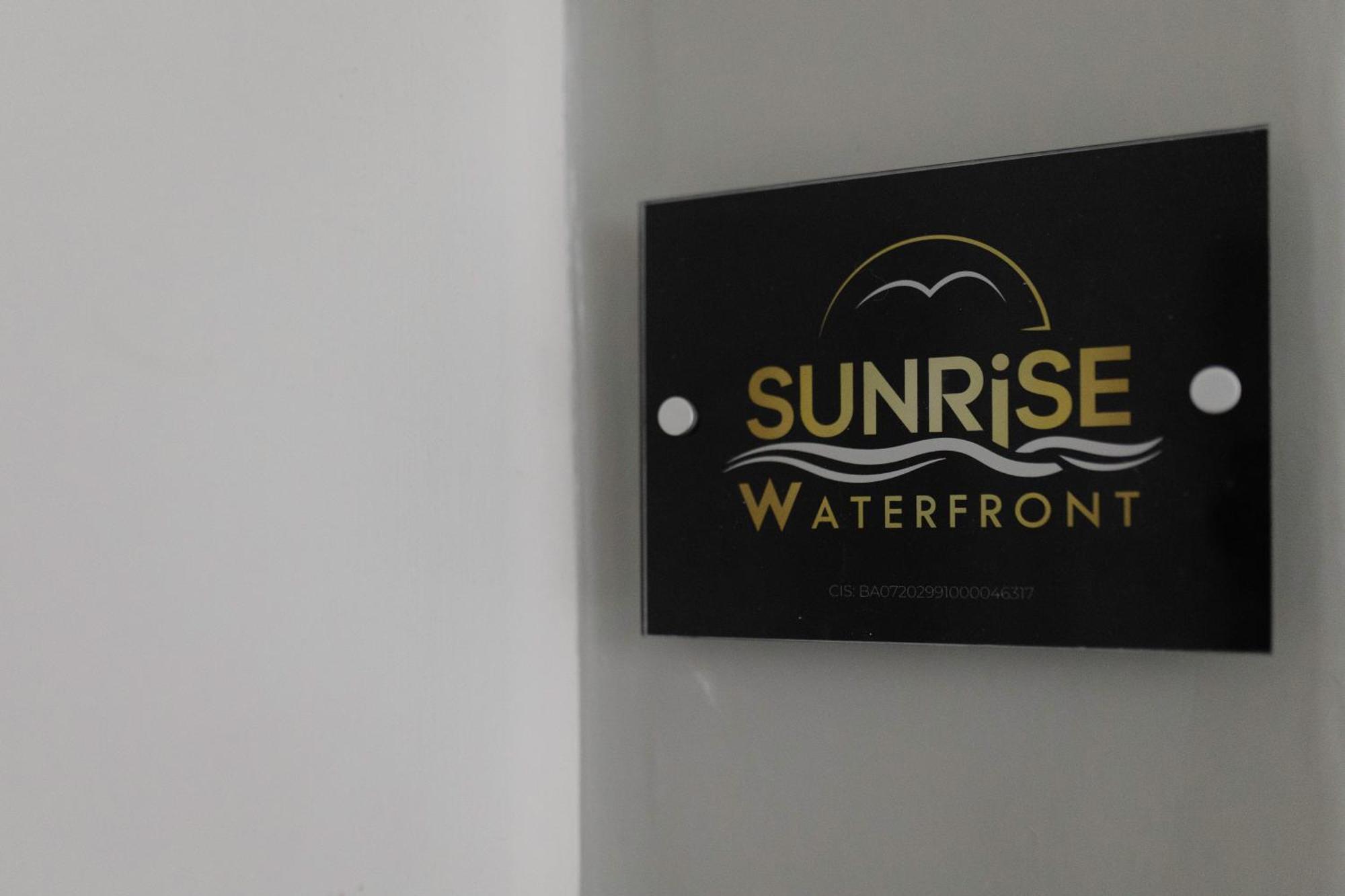 Sunrise Waterfront - Central Apartment With Sea View Balcony - Molfetta Exterior photo